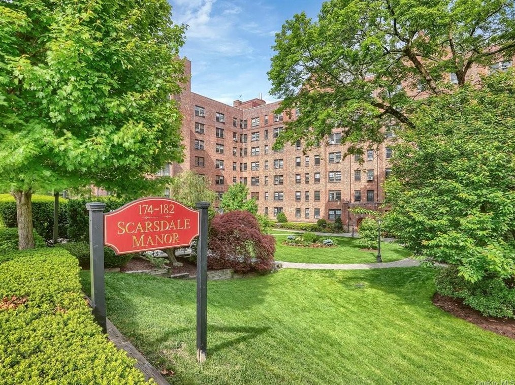 174 Garth Rd #2r, Scarsdale, NY 10583