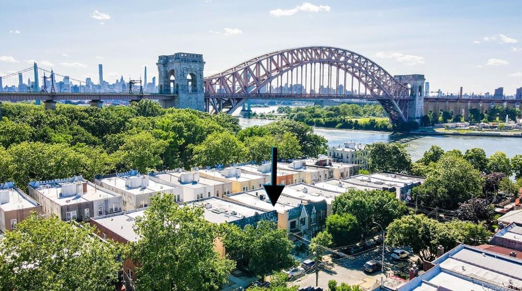 1836 21st Dr, Long Island City, NY 11105