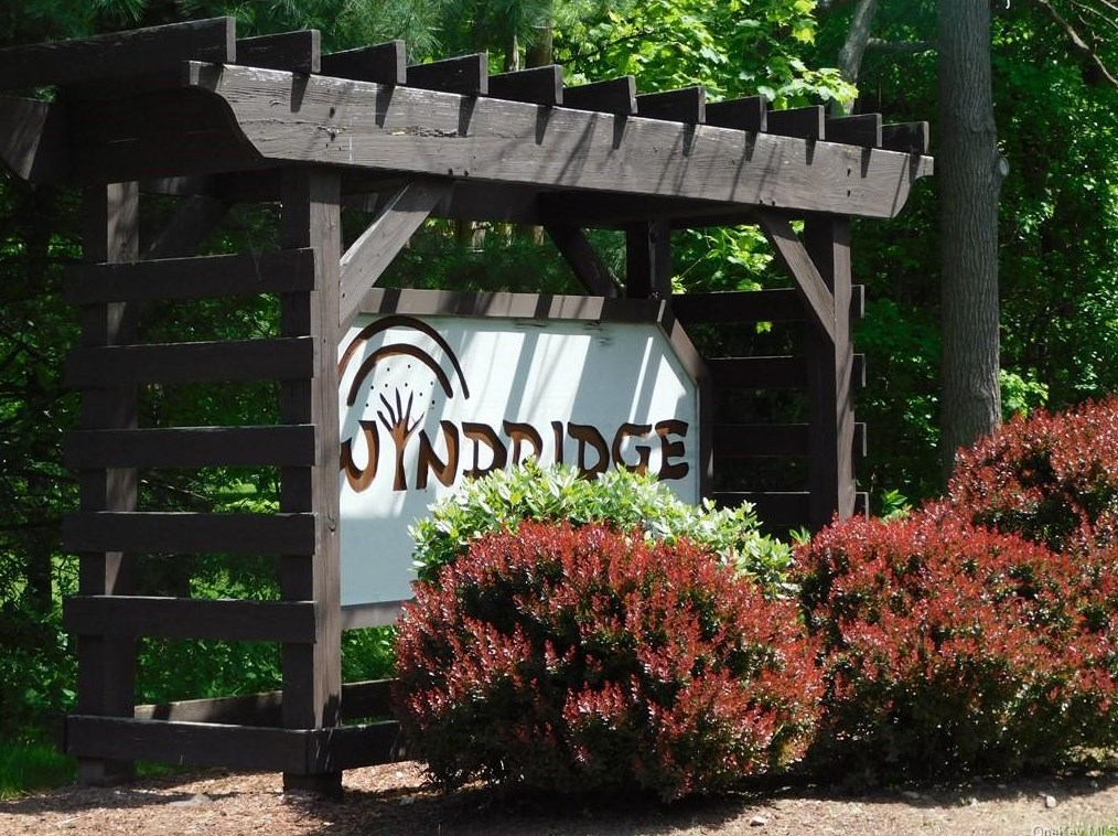 181 Eagleton Dr, Monroe, NY 10950-5139