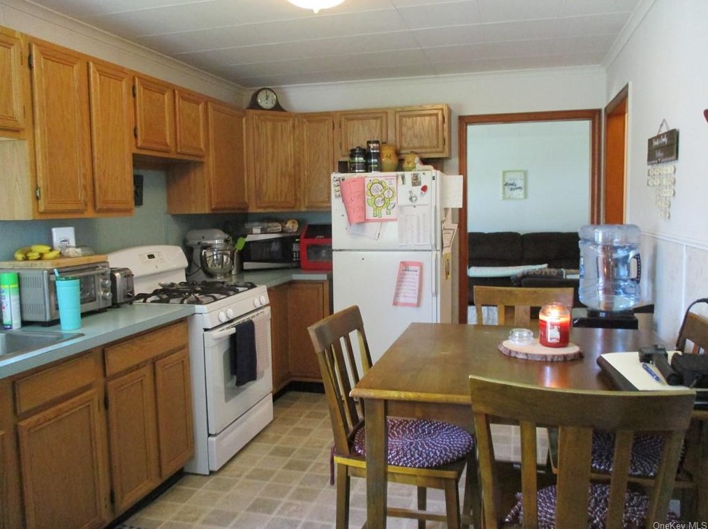 524 State Route 42, Sparrowbush, NY 12780