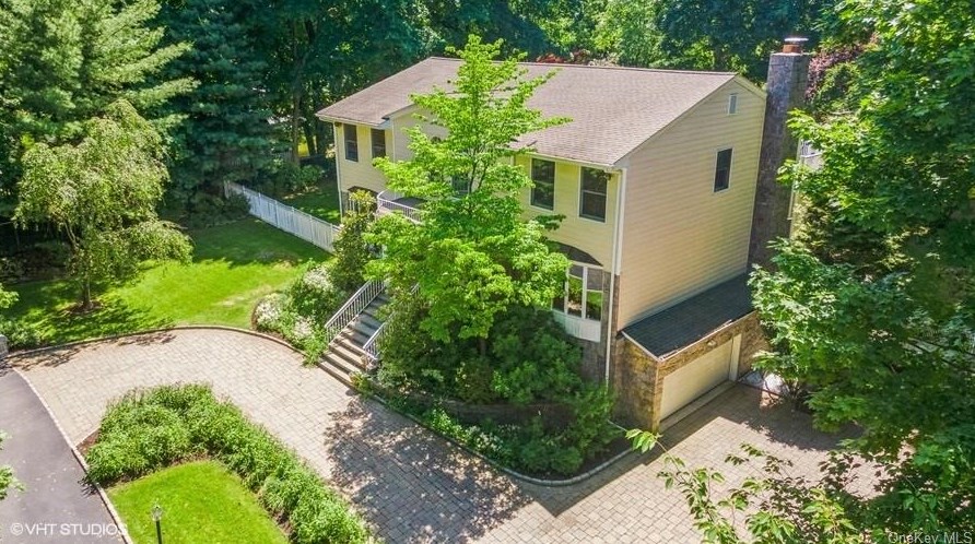 16 Cricket Ln, Dobbs Ferry, NY 10522