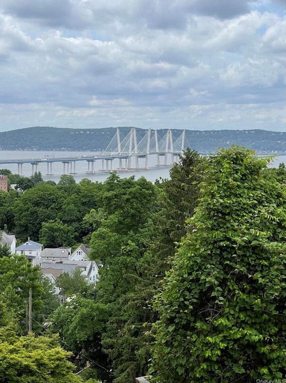 159 Neperan Rd, North Tarrytown, NY 10591