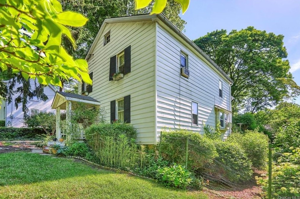 34 Mount Airy Road S, Croton on Hudson, NY 10520