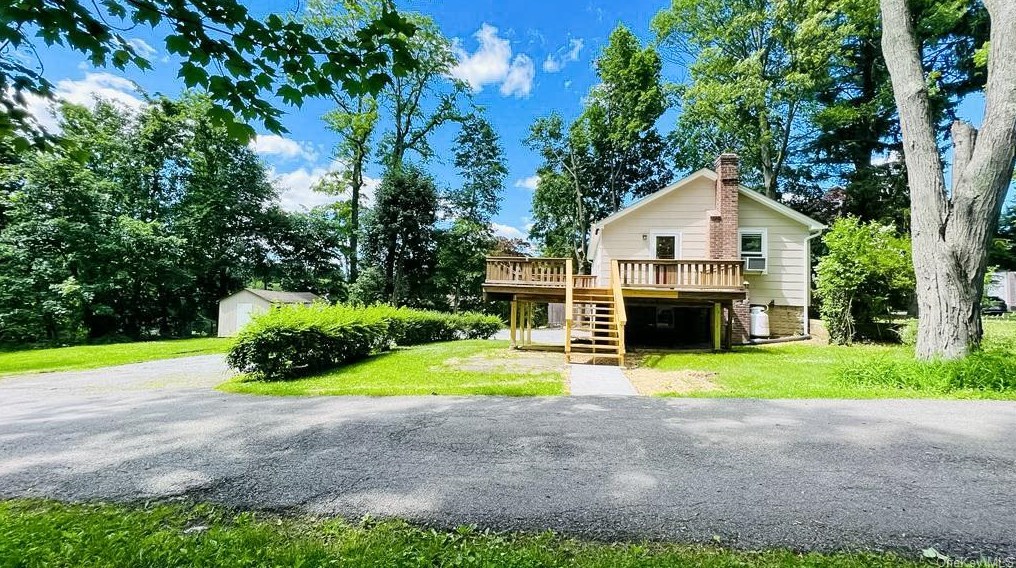 7 Old Mill Rd, Yorktown Hgts, NY 10598