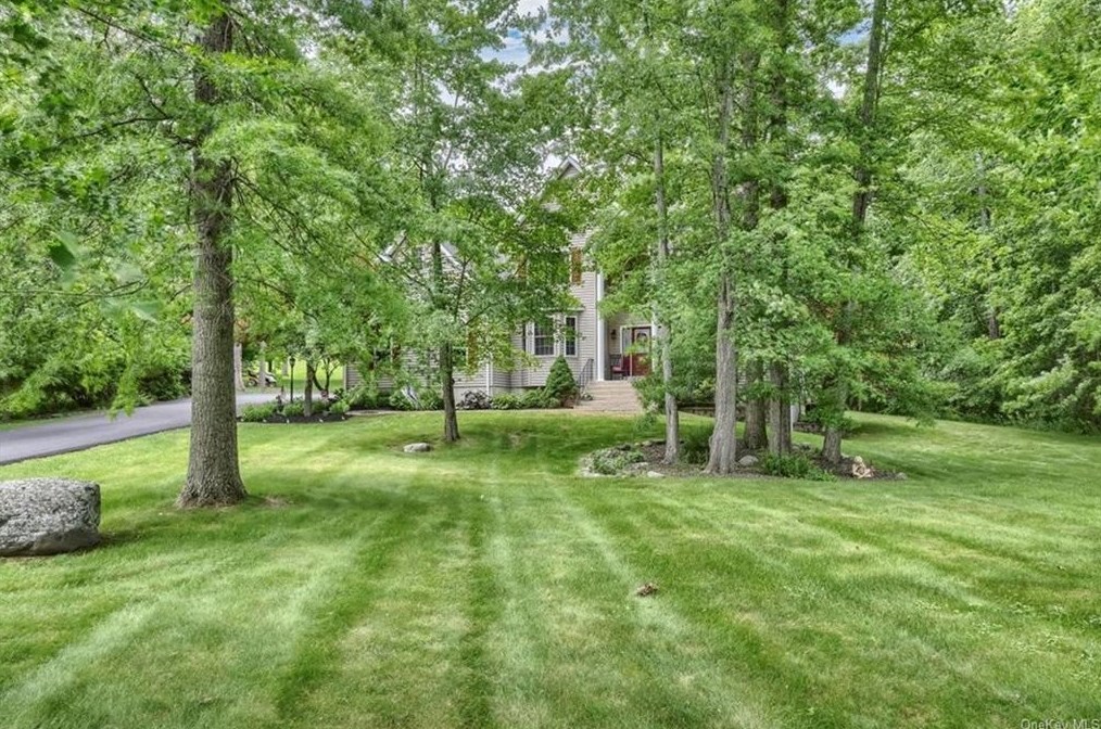 4 Paul Court, Washingtonville, NY 10992