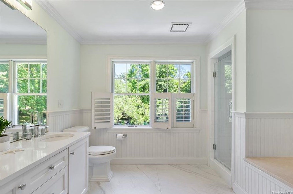 1 Hillside Rd, Rye NY  10580-2010 exterior