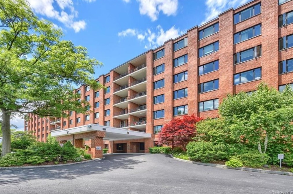 16 Rockledge Ave #5h-2, Crotonville, NY 10562
