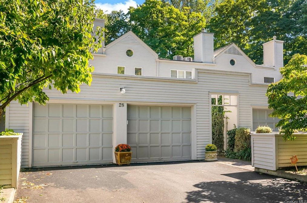 28 Beechwood Way, Briarcliff, NY 10510