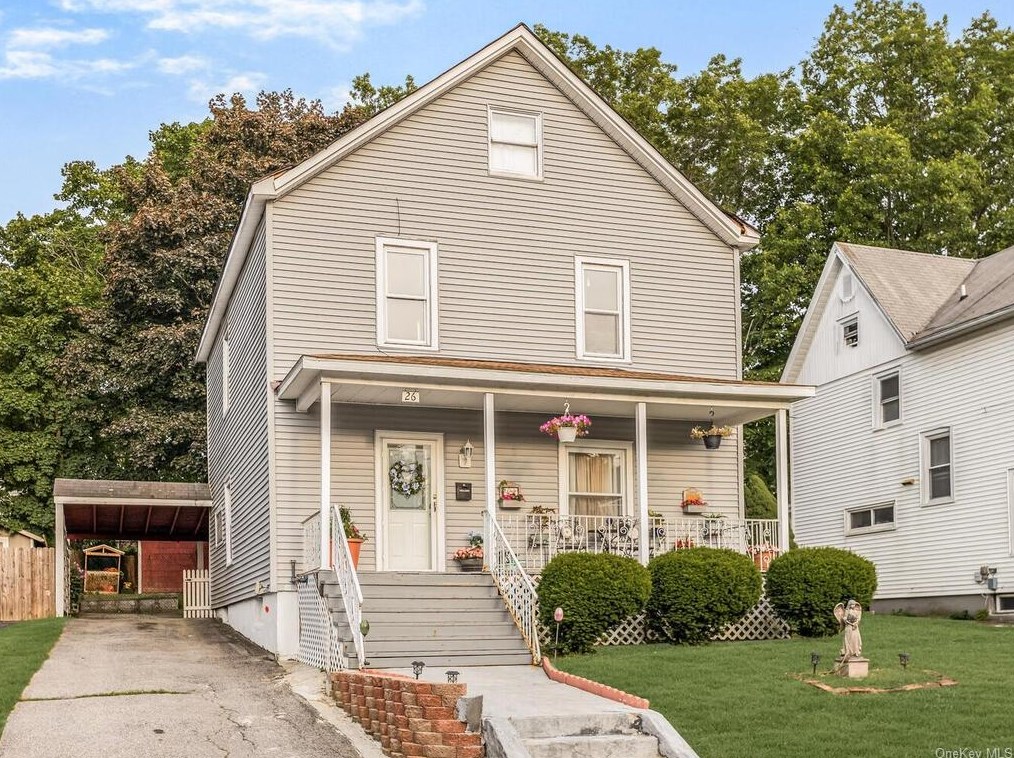 26 Riverview St, Walden, NY 12586-1914