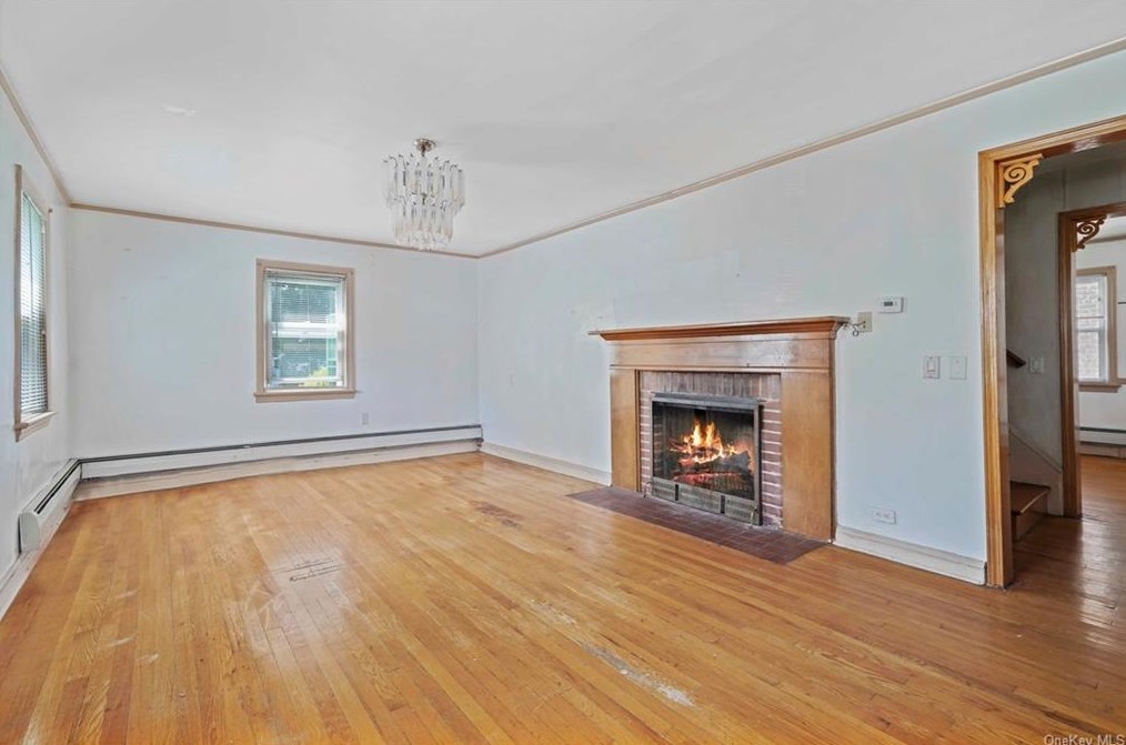 65 Tibbetts Rd, Yonkers, NY 10705-4625