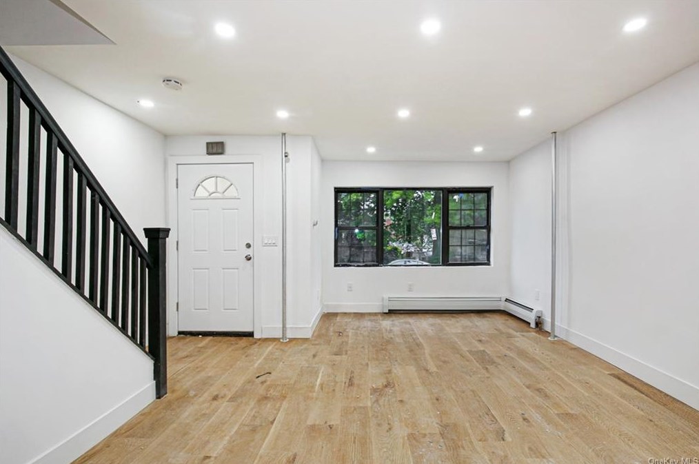 3069 Williamsbridge Rd, Bronx, NY 10467