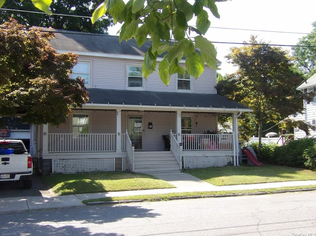 86 Orange St, Port Jervis, NY 12771-1433