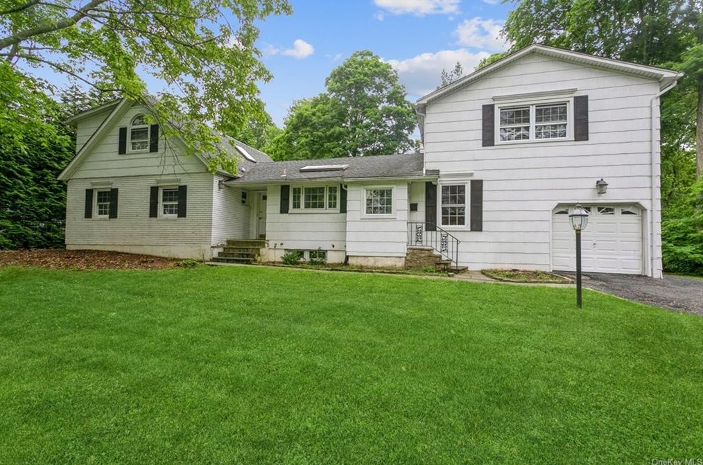 41 Highridge Rd, New Rochelle, NY 10804