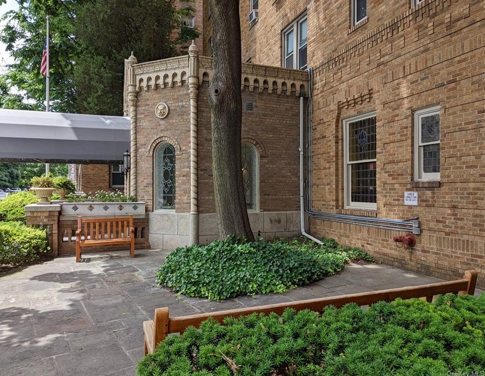 219 Bronx River Rd #1m, Yonkers, NY 10704