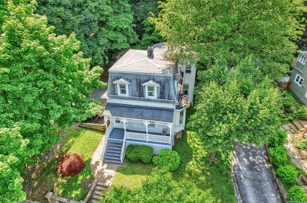 152 Maple St, Croton On Hudson, NY 10520-2322