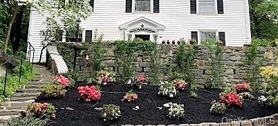 170 Villard Ave, Yonkers, NY 10706-1217