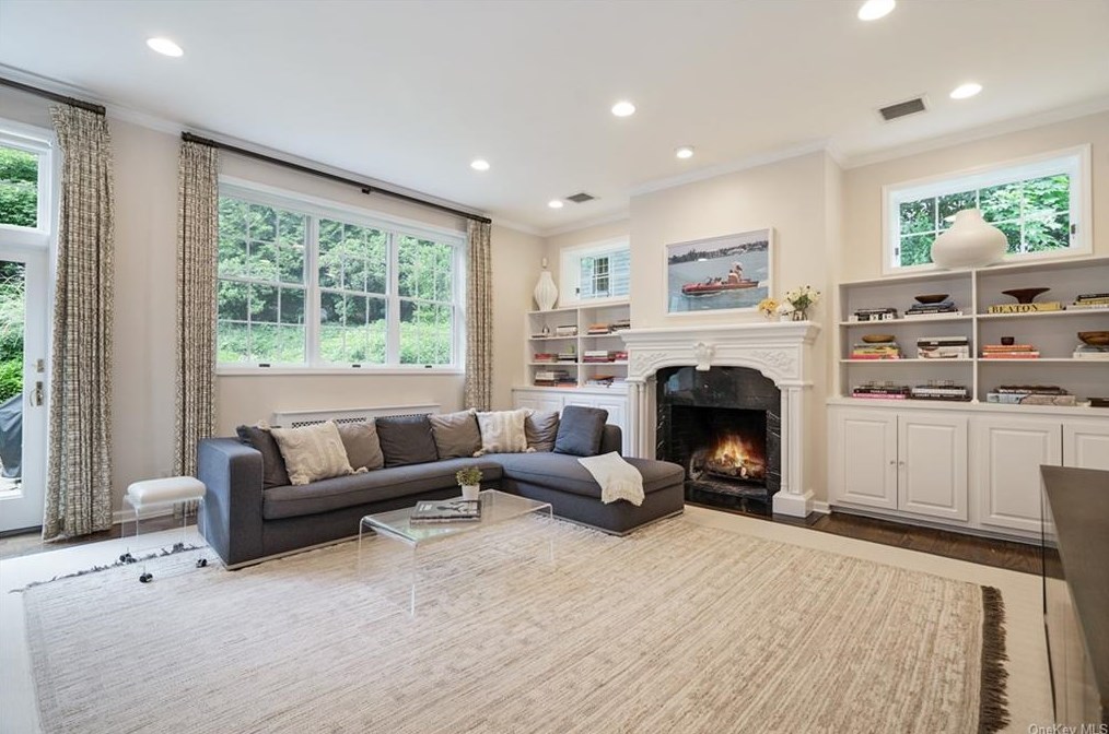 183 Highland Rd, Rye NY  10580-1833 exterior