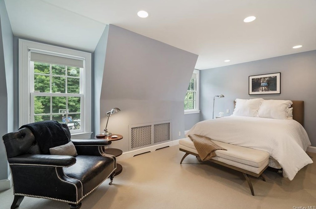 183 Highland Rd, Rye NY  10580-1833 exterior