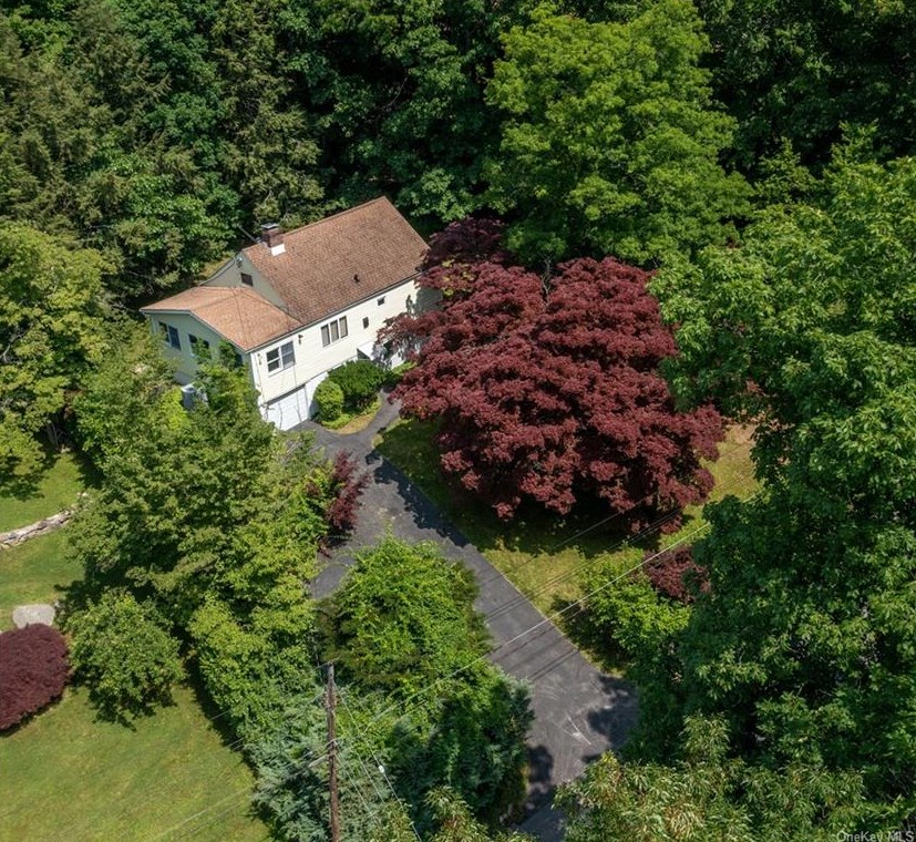 19 Glenna Dr, Kent Lakes NY  10512-1501 exterior