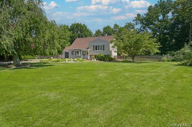 7 Thomas Pl, Valhalla, NY 10595