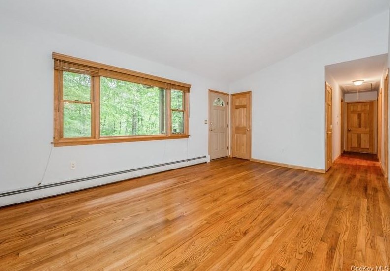 333 Old Forge Dr, Kent Lakes, NY 10512-3442