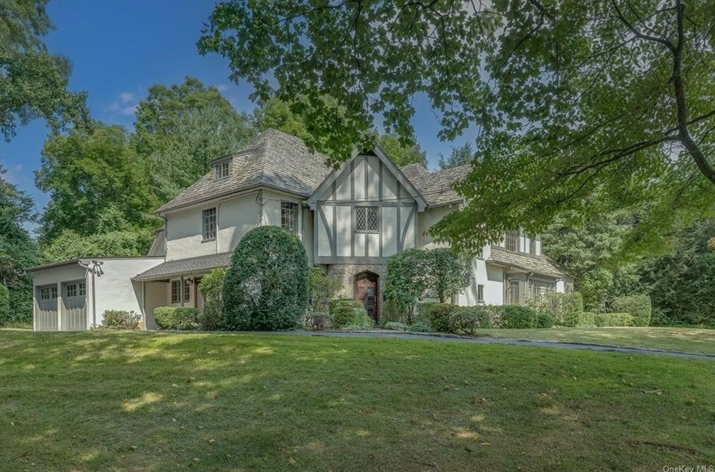 9 Rutland Rd, Scarsdale, NY 10583