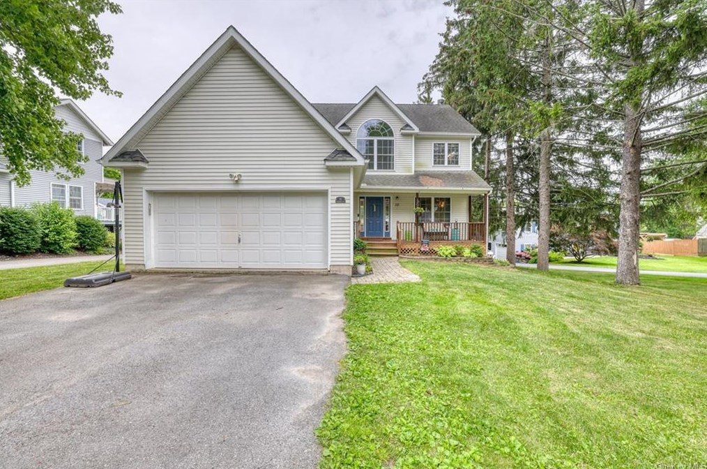 10 Scanlon Ave, Florida, NY 10921