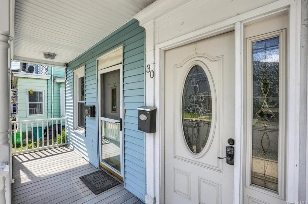 30 Spring St, Haverstraw, NY 10927-1028