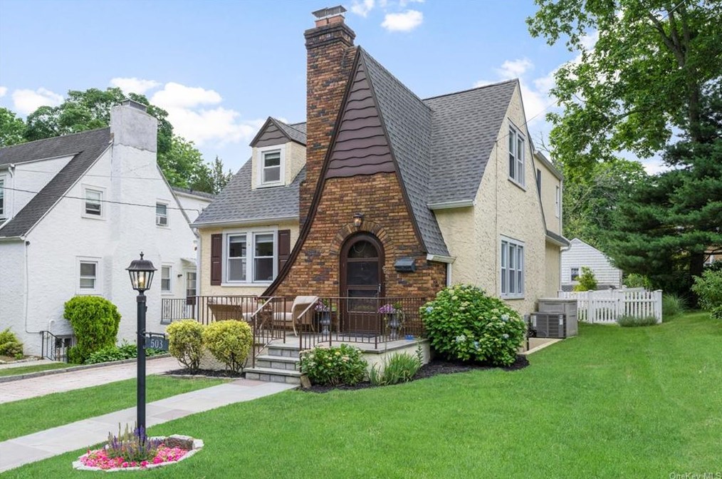 503 Chestnut Ave, Mamaroneck, NY 10543