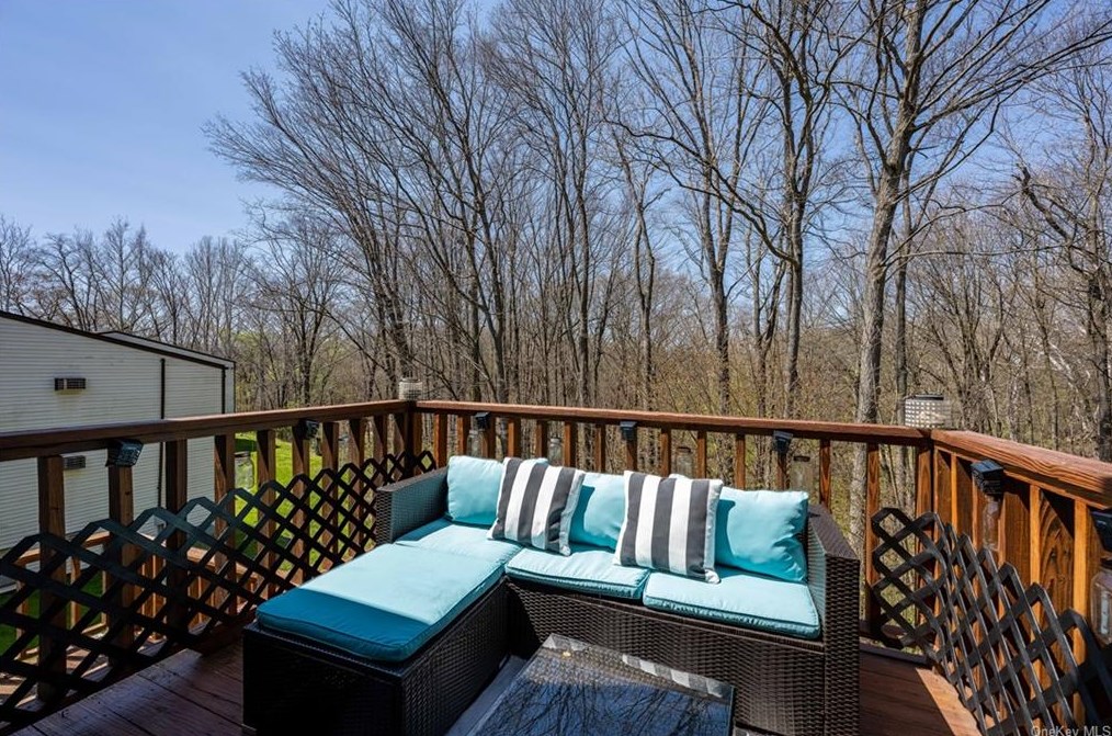 3 Hook Rd #75, Poughkeepsie, NY 12601