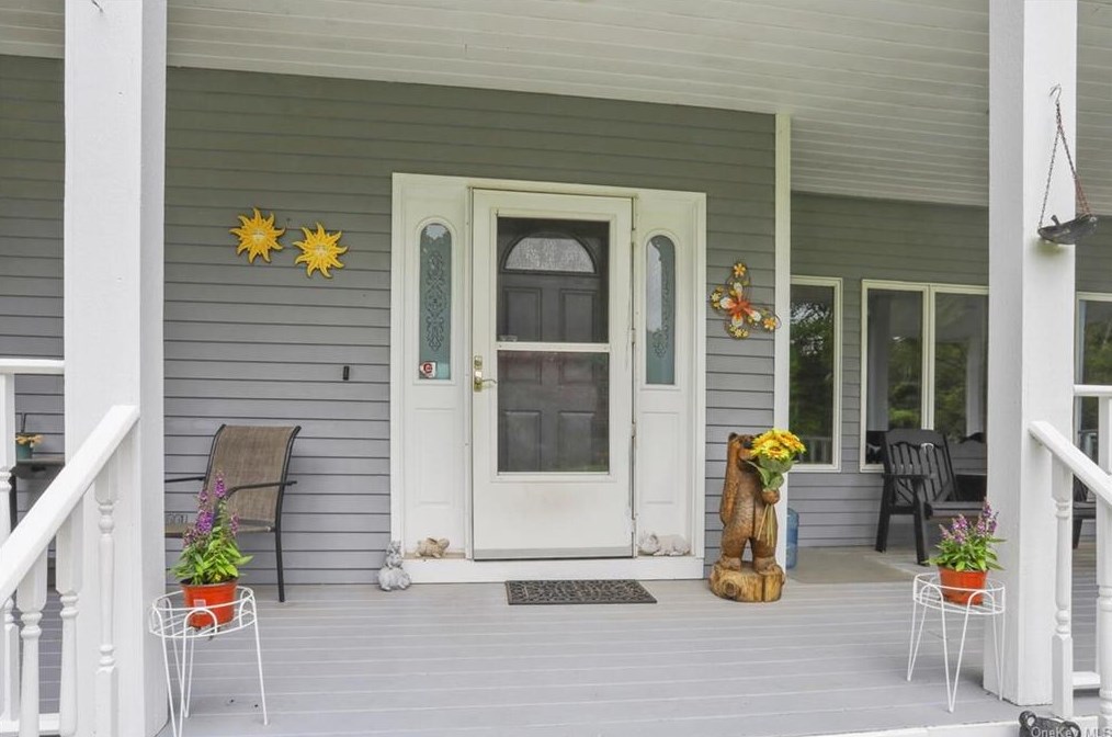 91 Oak Ridge Cir, Mahopac, NY 10541