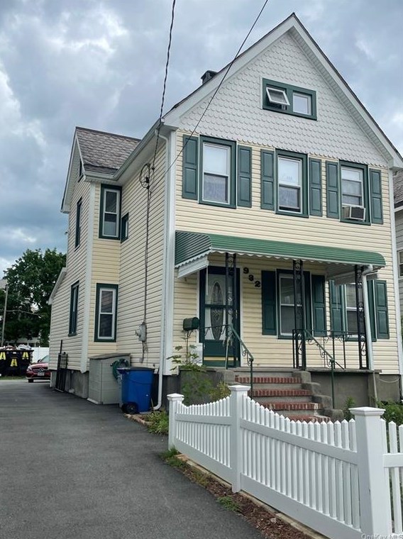 932 Constant Ave, Peekskill, NY 10566-2722