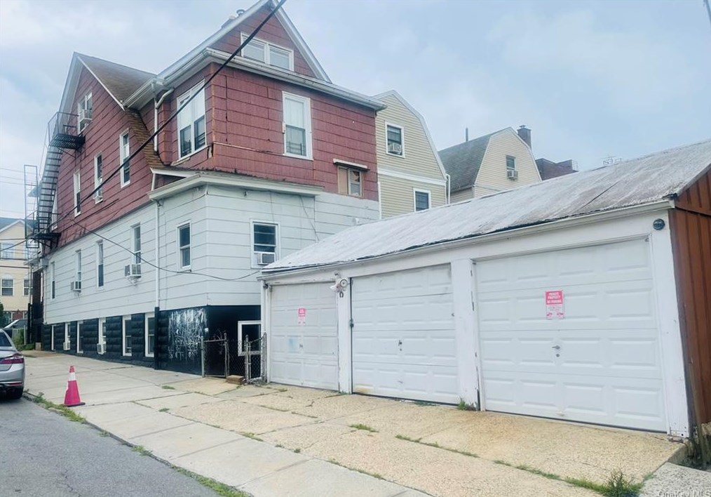 117 Morris St, Yonkers, NY 10705