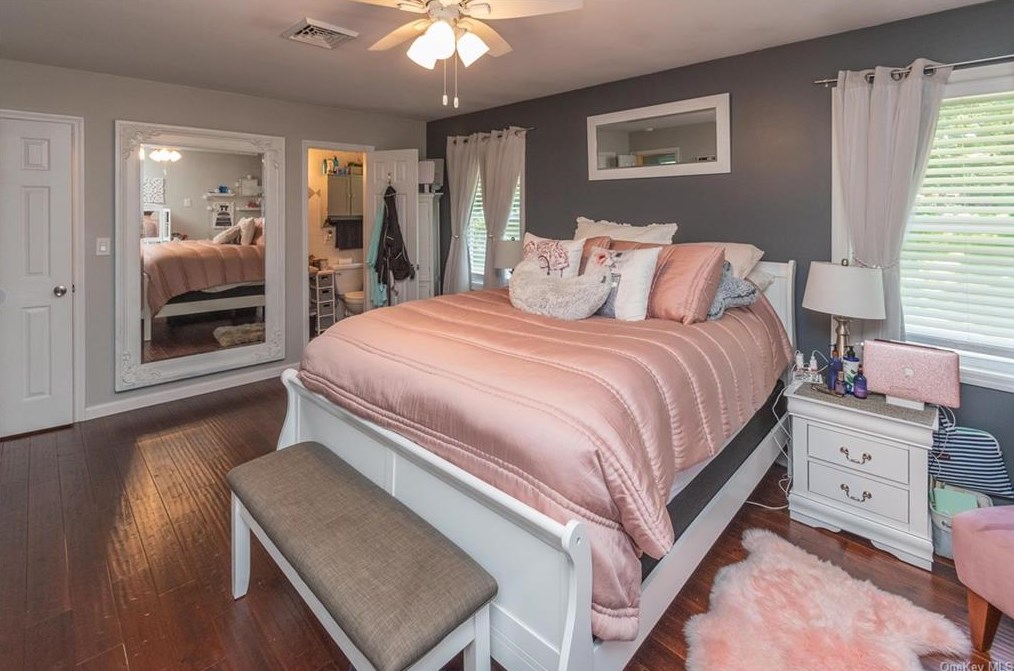 19 Circle Dr, Monroe NY  10950-3638 exterior