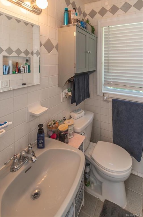 19 Circle Dr, Monroe NY  10950-3638 exterior