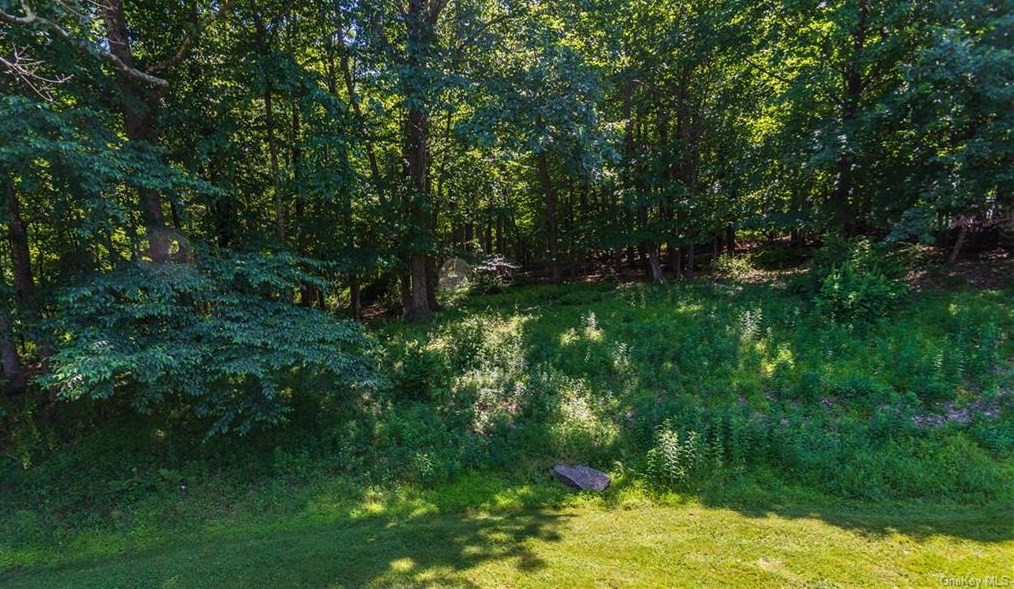 19 Circle Dr, Monroe NY  10950-3638 exterior