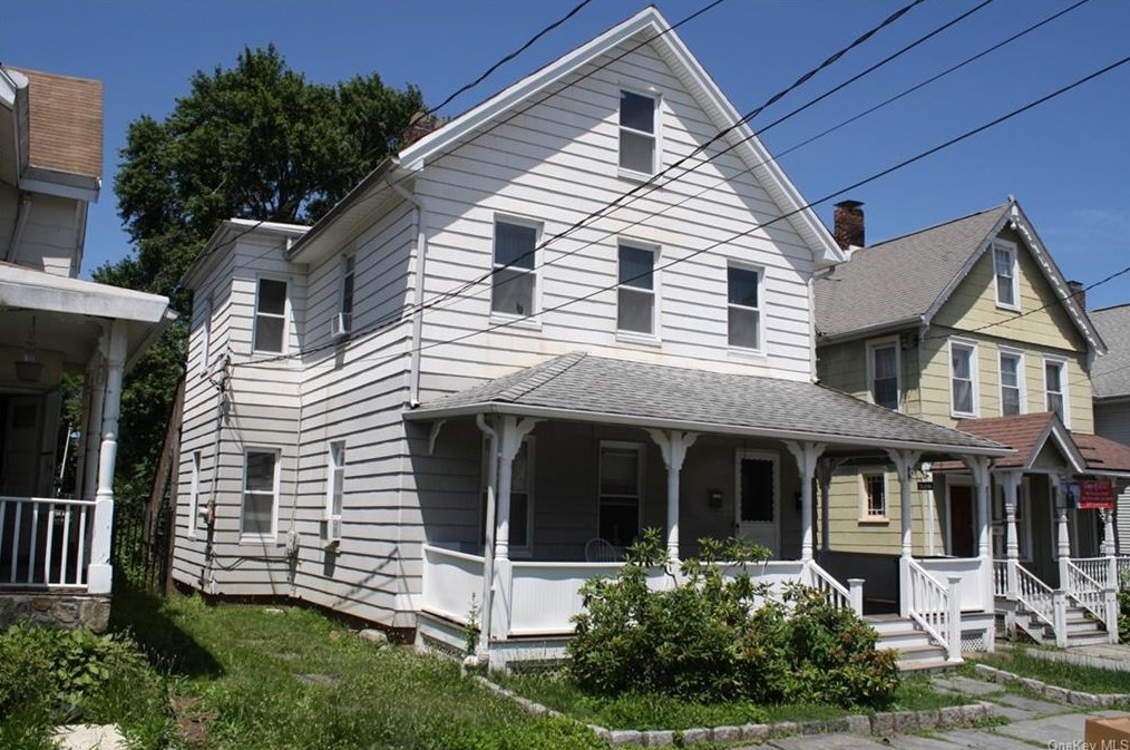 526 Simpson Pl, Peekskill, NY 10566