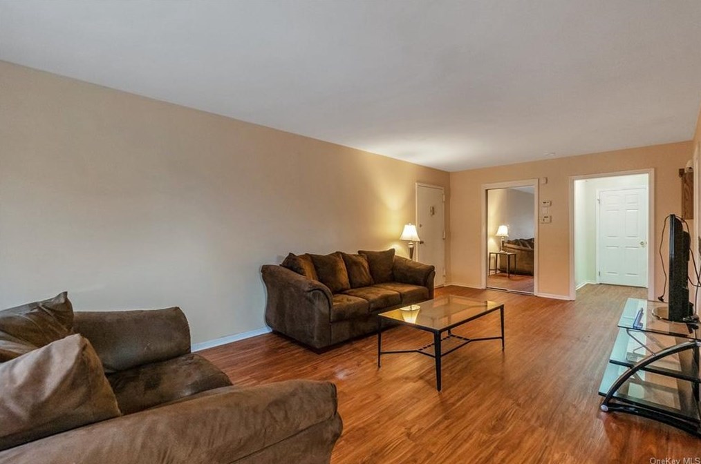 62 Richard Ct, Mount Ivy NY  10970-2308 exterior