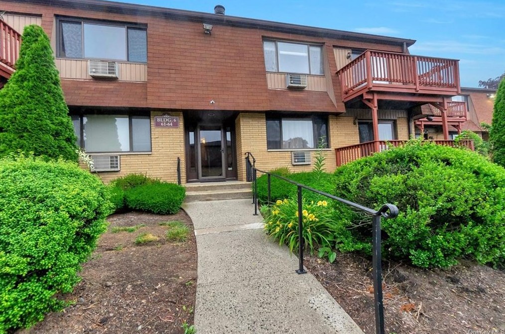 62 Richard Ct, Mount Ivy, NY 10970-2308