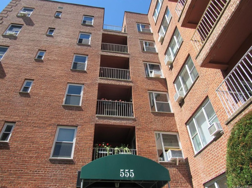 555 Broadway #6i, Yonkers, NY 10706