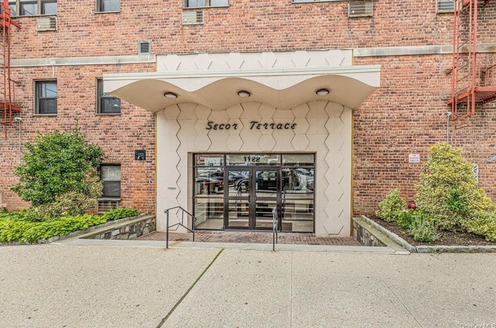 1122 Yonkers Ave #3c, Yonkers, NY 10704