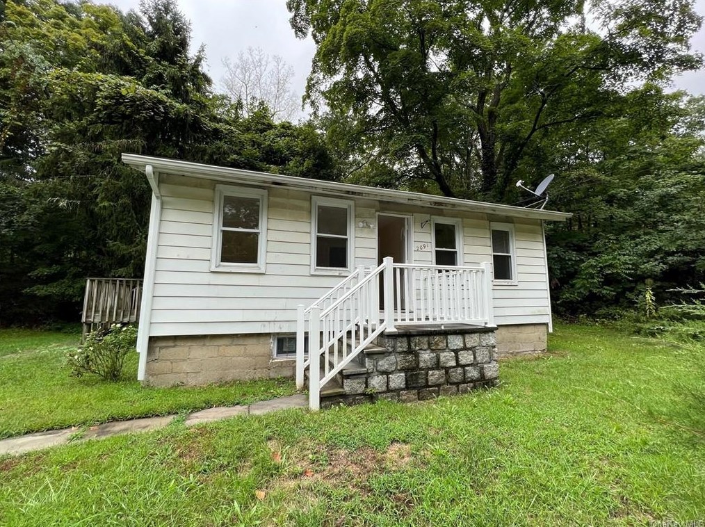 2091 Maple Ave, Cortlandt Manor, NY 10567