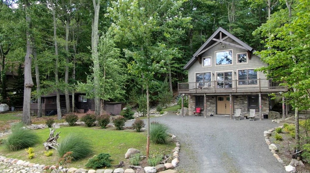 89 Canal Rd, Wurtsboro, NY 12790-5001
