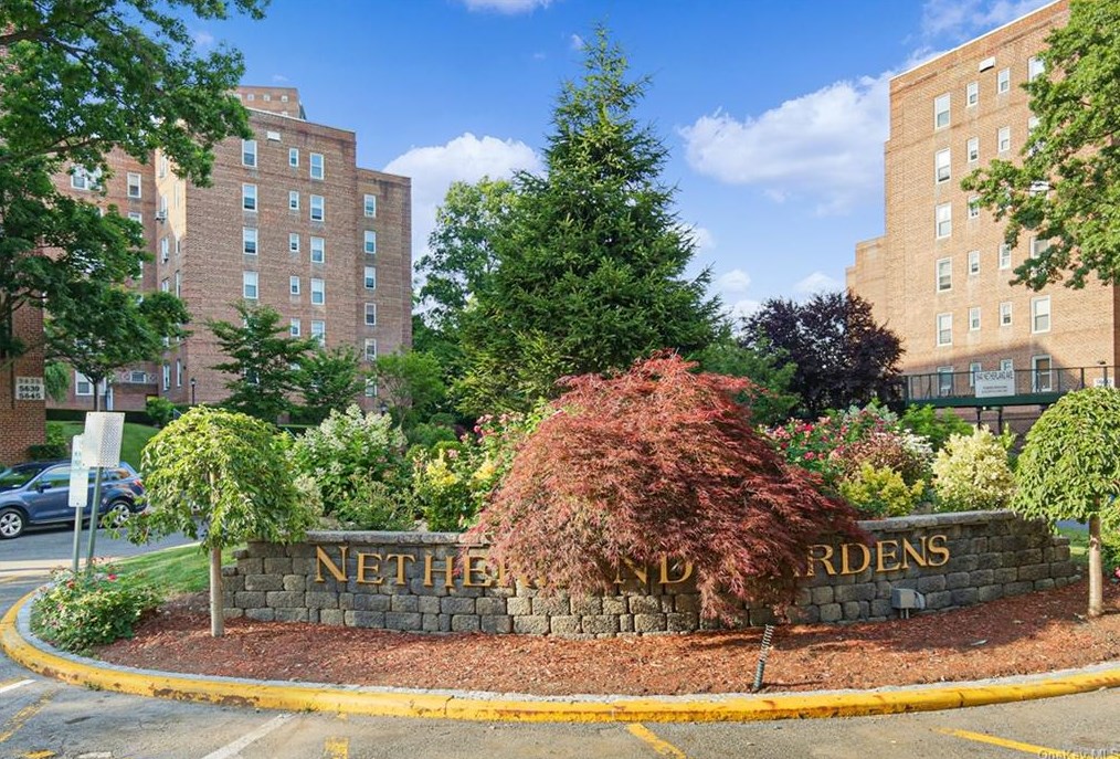 5620 Netherland Ave #2c, Bronx, NY 10471