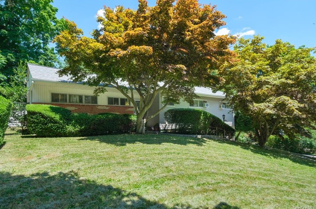 34 Mckinley Pl, Ardsley, NY 10502-2322
