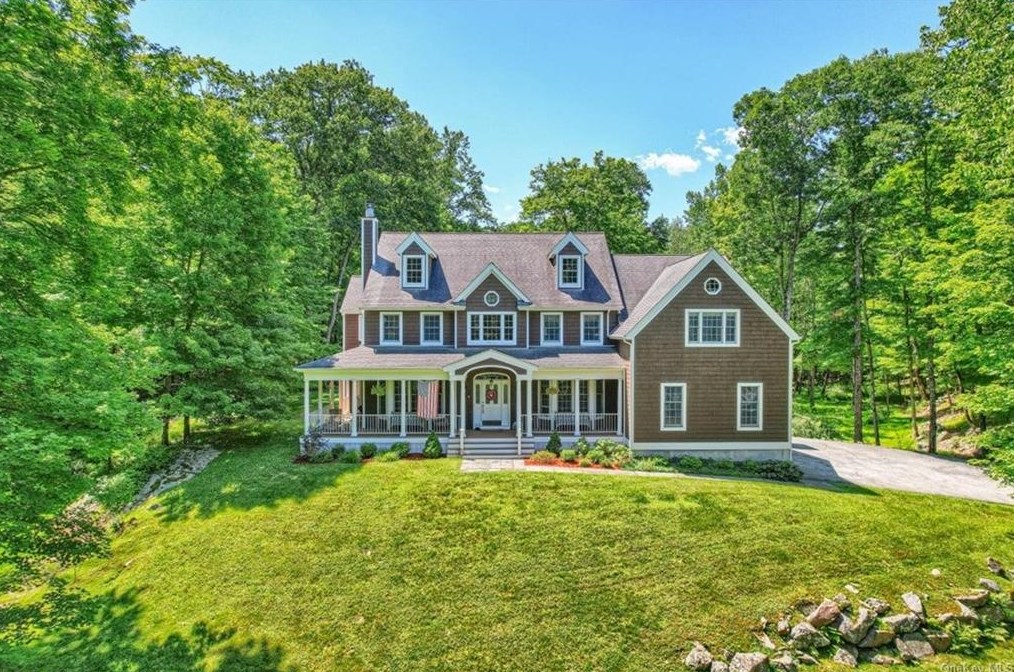 115 Colabaugh Pond Rd, Croton On Hudson, NY 10520-3217