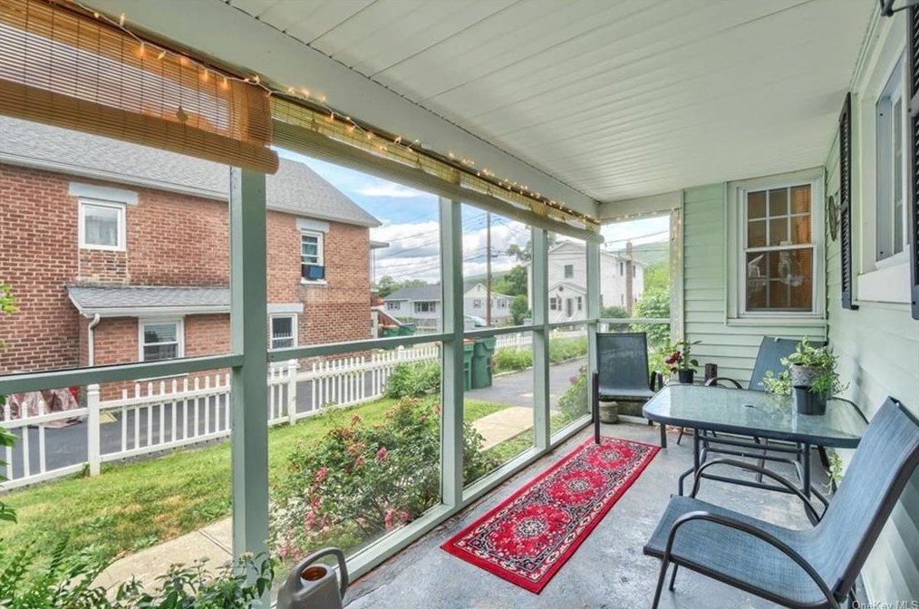 27 Mead Ave, Beacon, NY 12508-1213