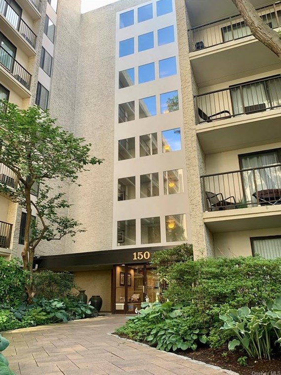 150 Overlook Ave #4r, Peekskill, NY 10566