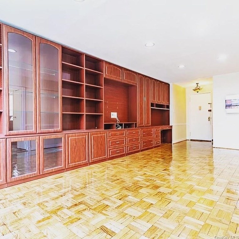 5775 Mosholu Ave Apt 2d, Bronx, NY