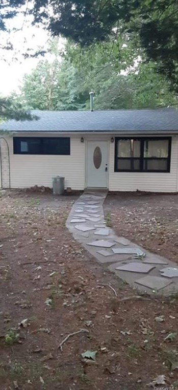 56 Sunset Cir, Bloomingburg, NY 12721-5043